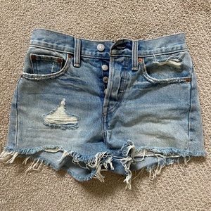 Levi shorts